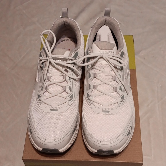 Skechers Other - SKETCHERS ORTHOLITE  GO RUN SNEAKERS. SZ.11 MENS NWT